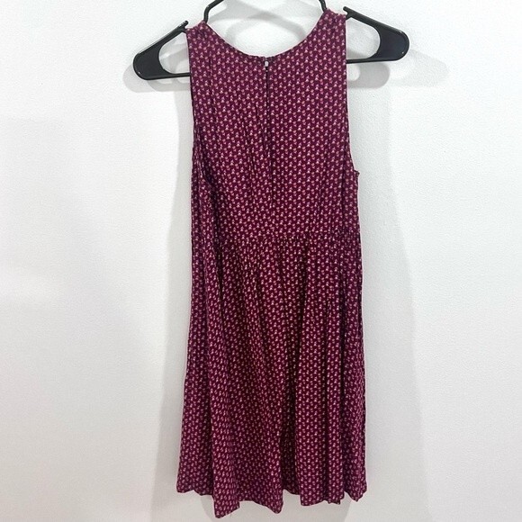 Old Navy burgundy and pink ditsy floral sundress size small - Picture 4 of 6